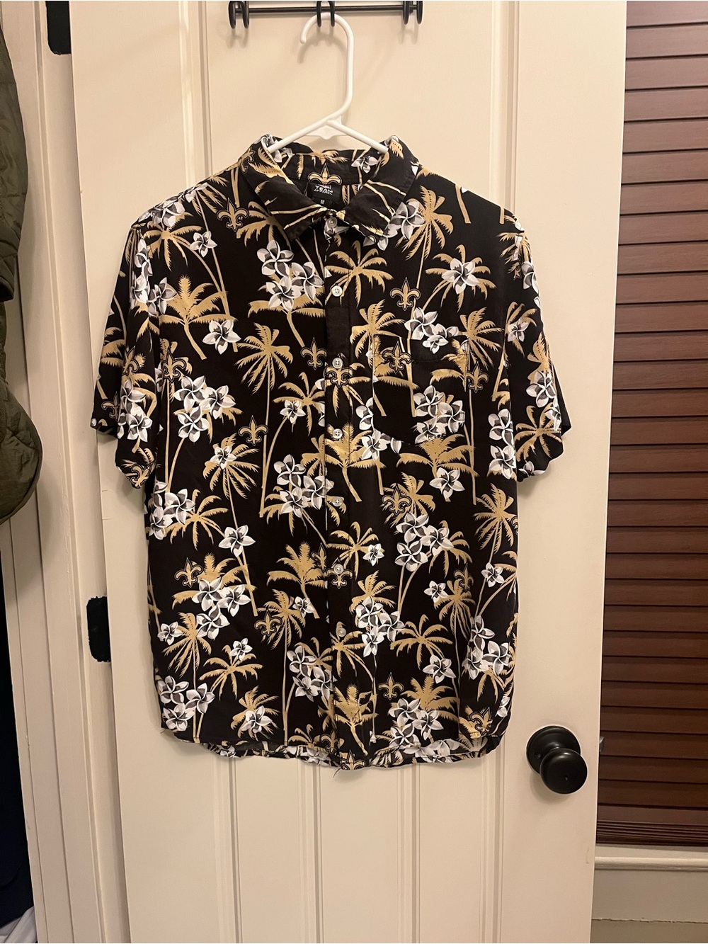 Men's Black New Orleans Saints Short-Sleeve Button-Up Shirt